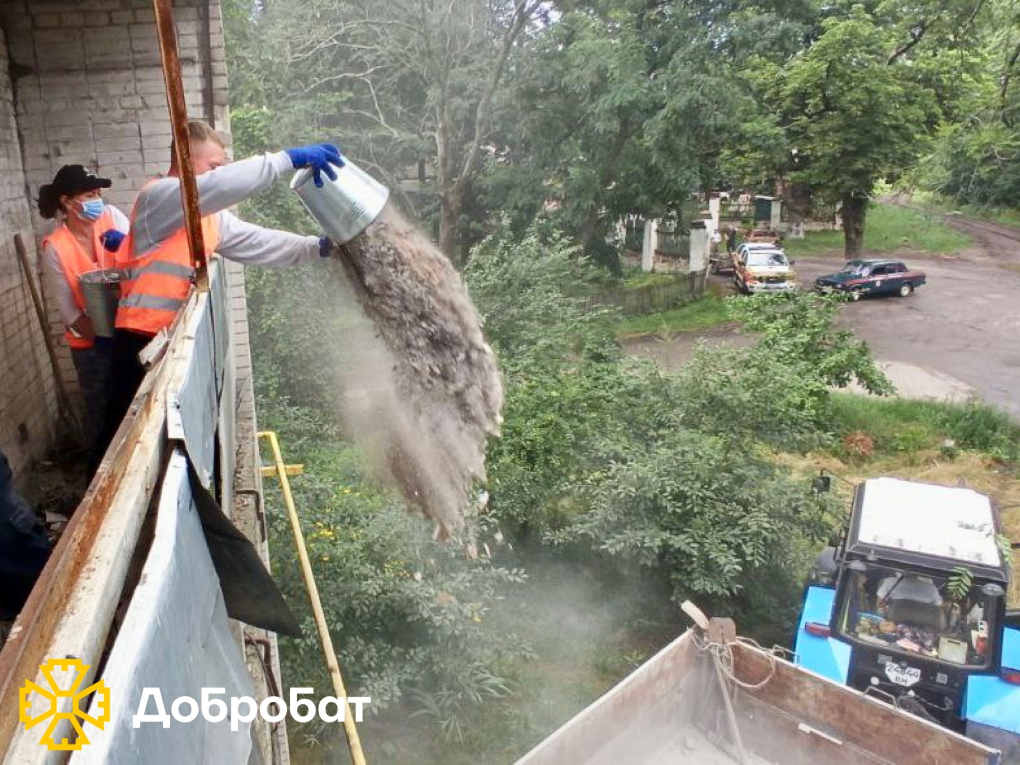 «Добробат» за підтримки партнерів, продовжує нагальне відновлення пошкодженого житла українців.
