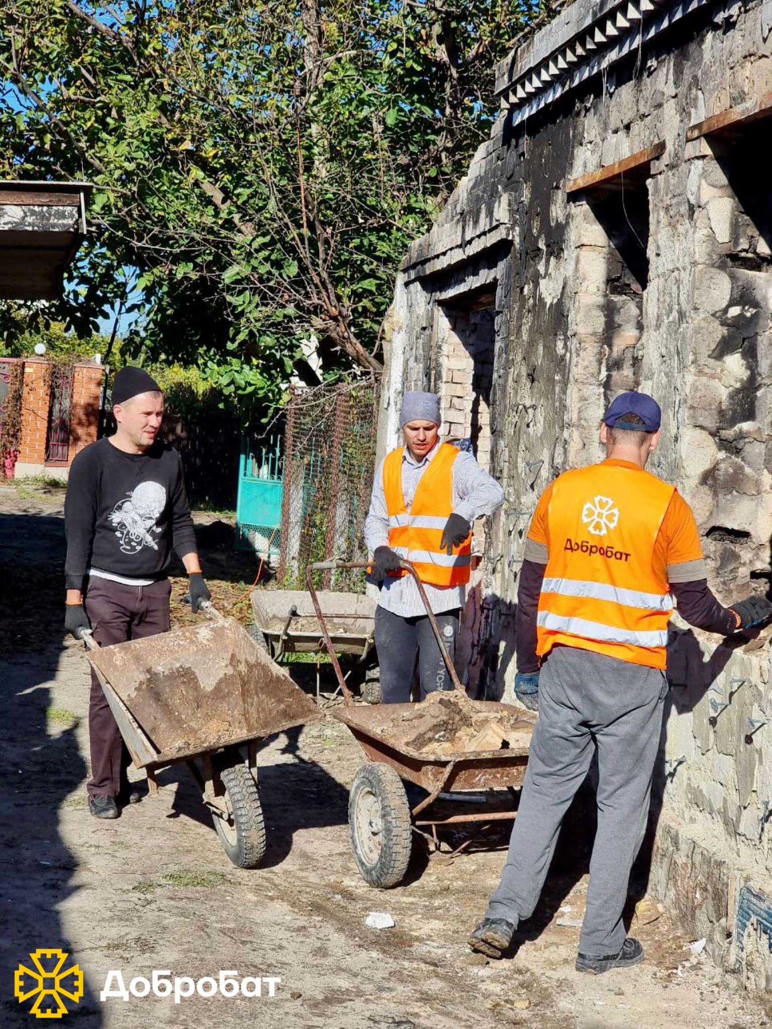 Reconstructing a Country of Strong and Indomitable People: Reporting on Dobrobat Week