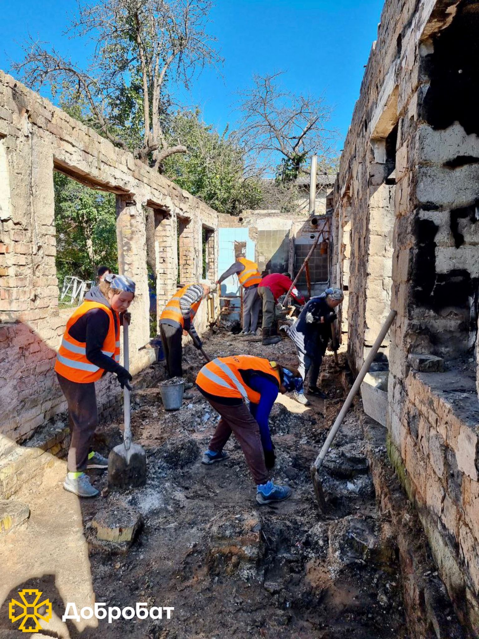 Reconstructing a Country of Strong and Indomitable People: Reporting on Dobrobat Week