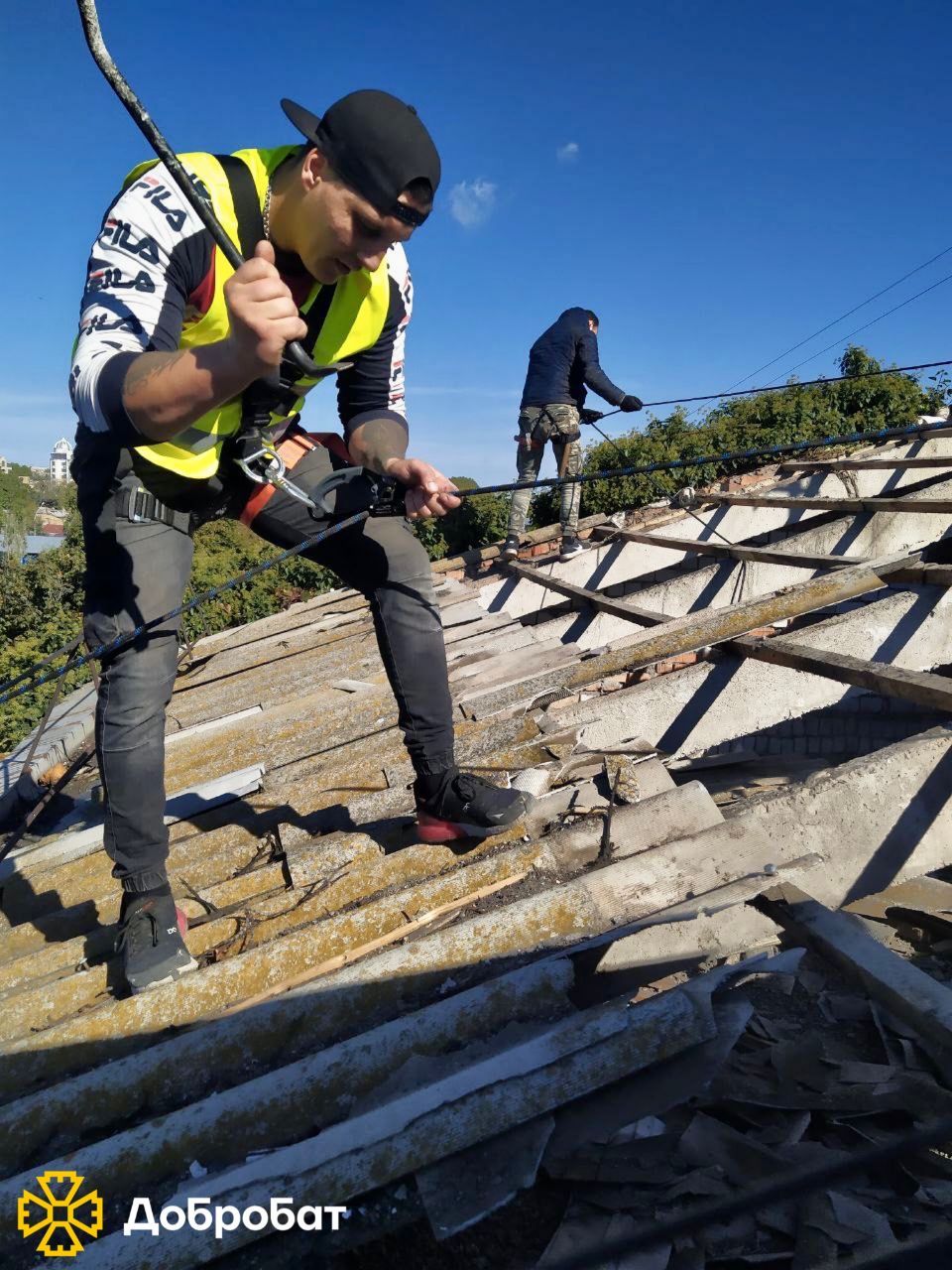 Reconstructing a Country of Strong and Indomitable People: Reporting on Dobrobat Week