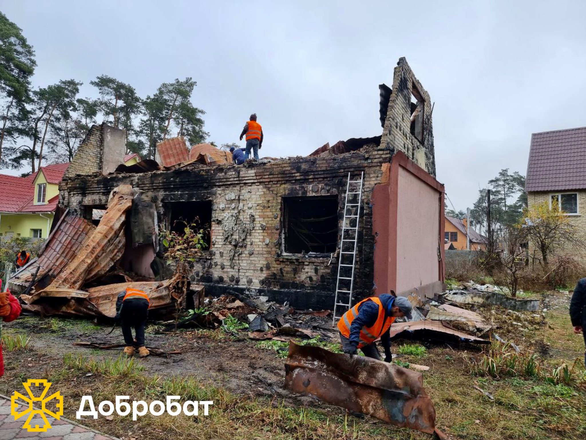 Despite bad weather conditions, Dobrobat tirelessly and urgently restores the homes of Ukrainians: this week’s latest news.