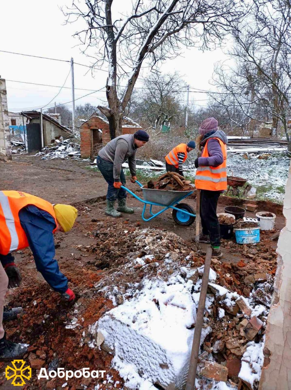 430 volunteers helped with reconstruction at 35 sites: a record-breaking week in Dobrobat