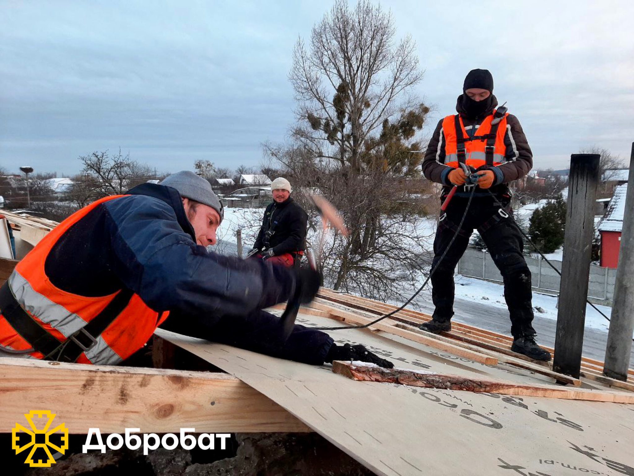 The urgent restoration of houses in seven regions of the country: Dobrobat presents a weekly report on the reconstruction
