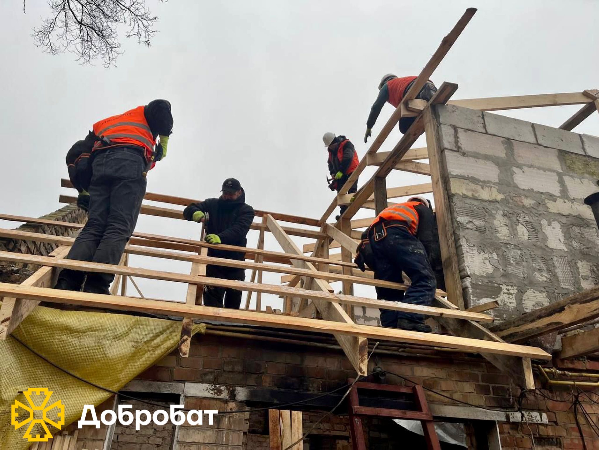 Нагальне відновлення в регіонах на півночі та півдні країни: про тиждень «Добробату»