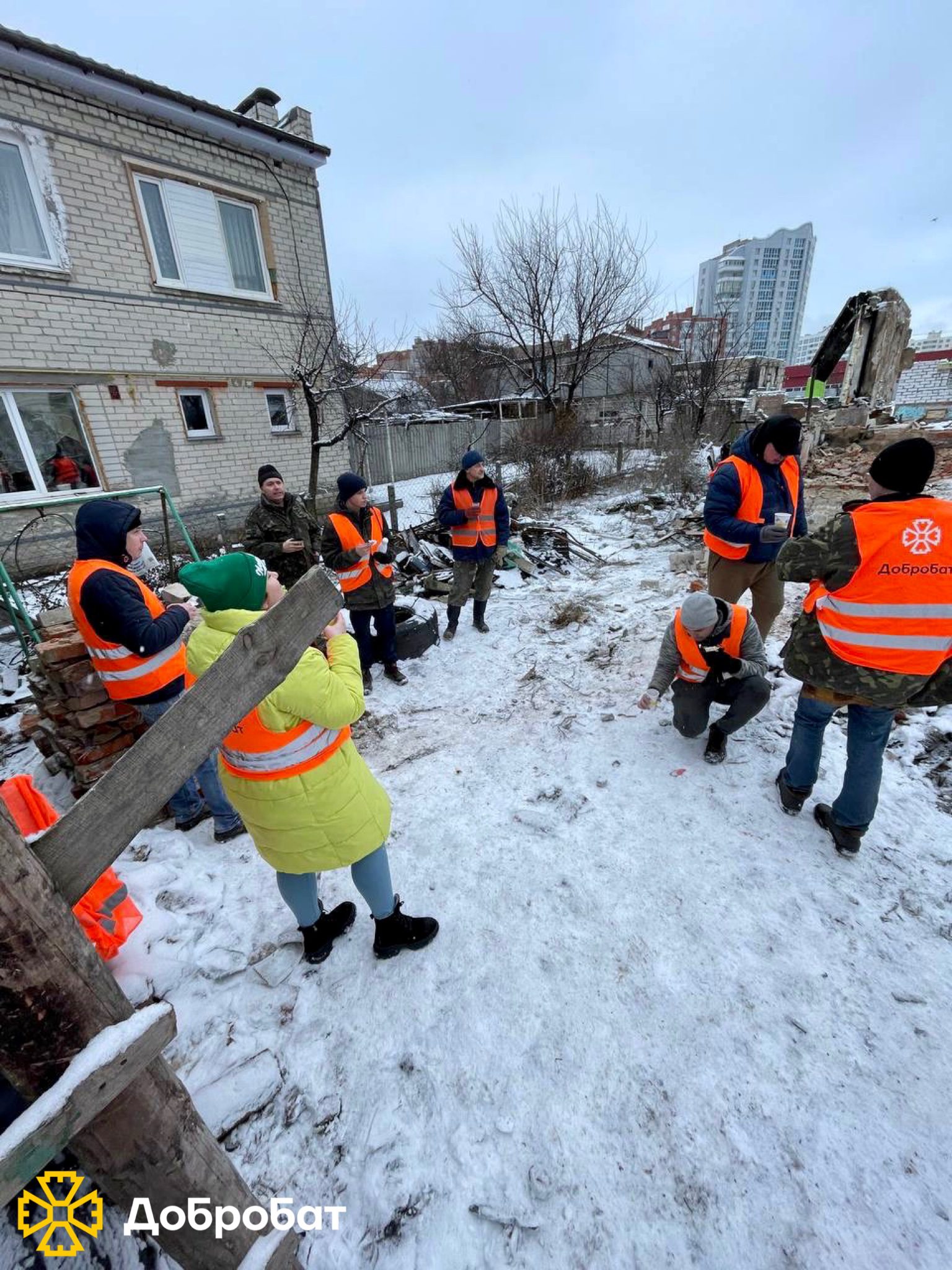 Нагальне відновлення в регіонах на півночі та півдні країни: про тиждень «Добробату»