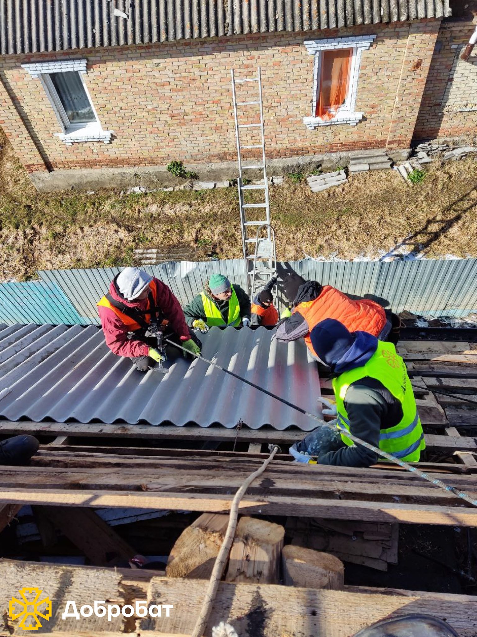 Four regions, 18 site visits, and 175 volunteers involved: Dobrobat reports on a week of reconstruction