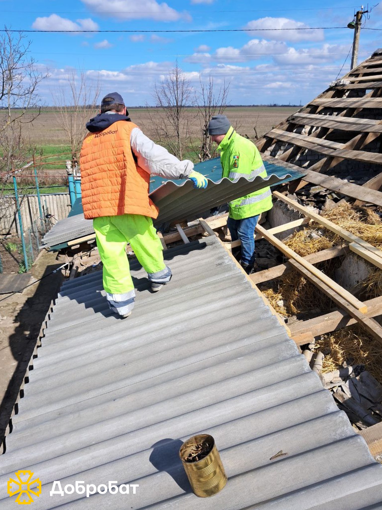 We removed the rubble and repaired houses, a water tower, an art school, and a youth sports school: Dobrobat reports on a week of reconstruction