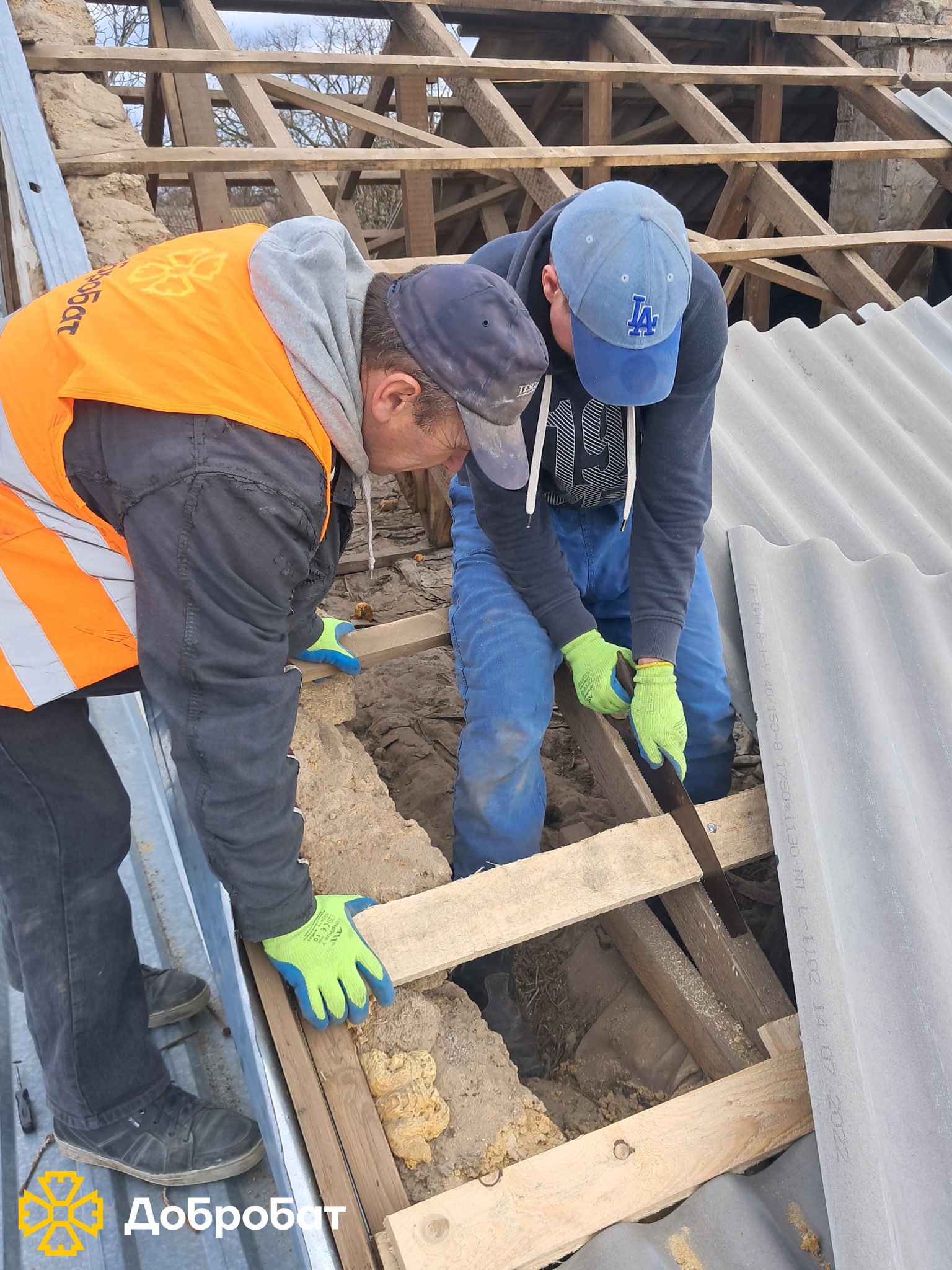 About 220 volunteers carried out the urgent restoration of facilities in six regions of the country: report on the week at Dobrobat