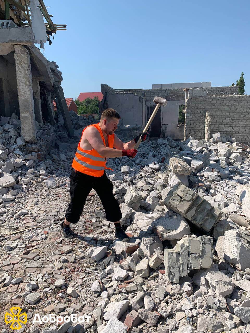 Сила духу та відданість спільній справі: понад 180 волонтерів «Добробату» долучилися до відбудови та допомоги постраждалим минулого тижня