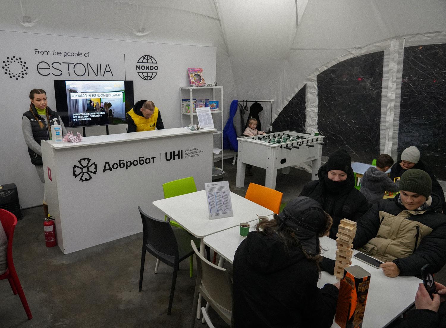 У КИЄВІ РОЗПОЧАВ РОБОТУ МОБІЛЬНИЙ КРИЗОВИЙ ЦЕНТР