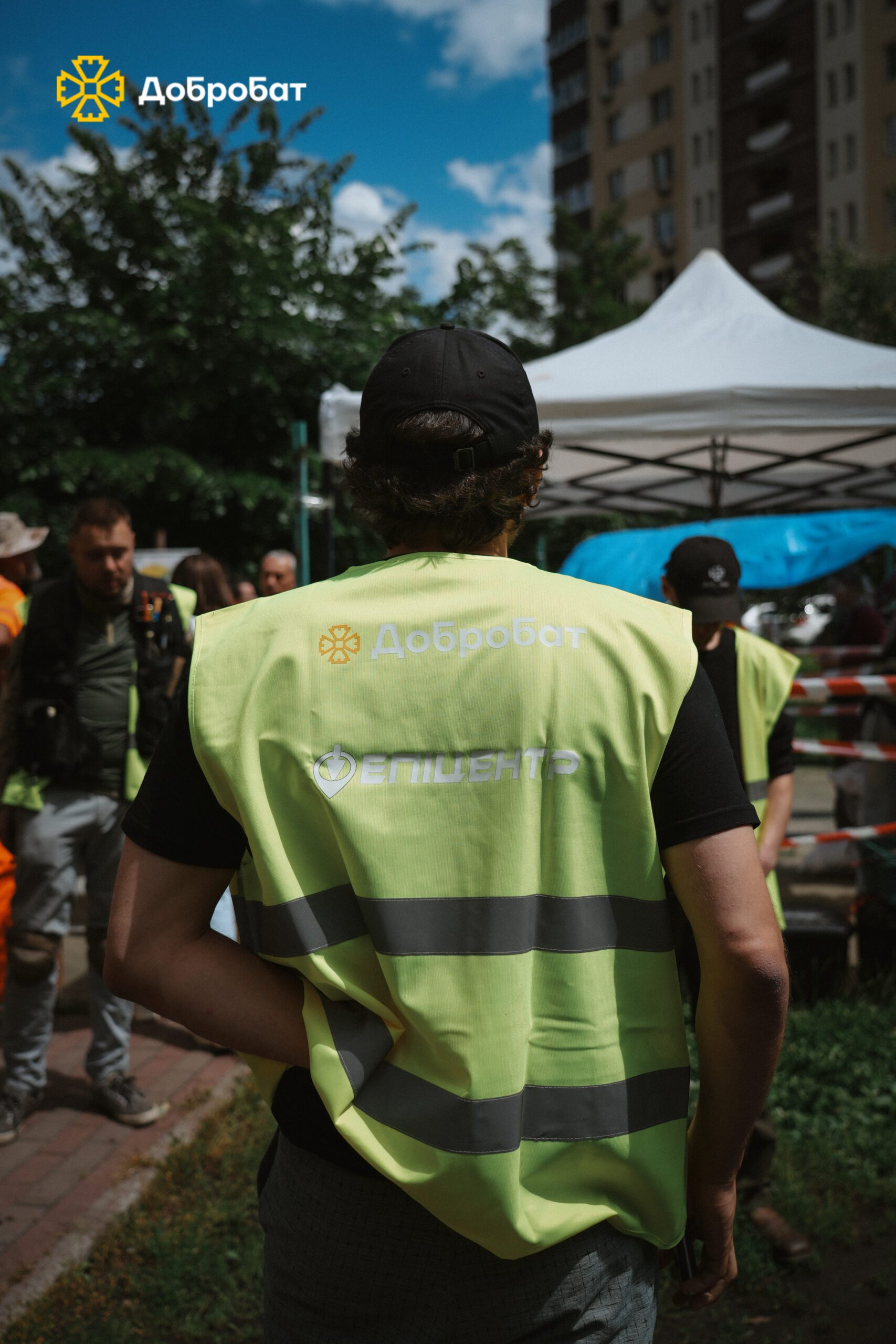 ТИЖДЕНЬ ПІСЛЯ АТАК: «ДОБРОБАТ» ПРОДОВЖУЄ ВІДНОВЛЮВАТИ КИЇВ