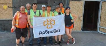 ЗАПОРІЖЖЯ ПІД ОБСТРІЛАМИ: «ДОБРОБАТ» РЯТУЄ ПОСТРАЖДАЛИЙ УНІВЕРСИТЕТ