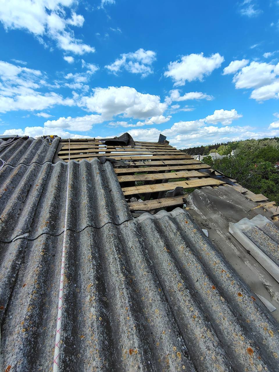 Добробат рятує пошкоджений будинок у Чернігові🔨