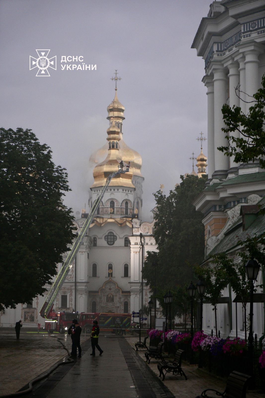 КИЇВ ПІСЛЯ АТАКИ: ДОБРОБАТ ВИЇЖДЖАЄ НА ДОПОМОГУ!
